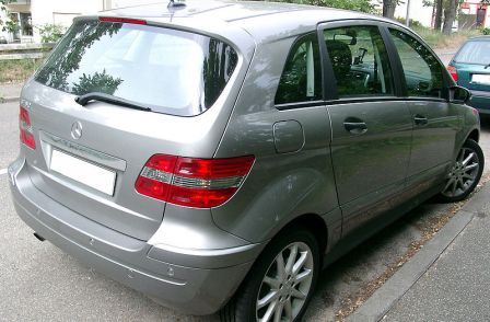 B 10